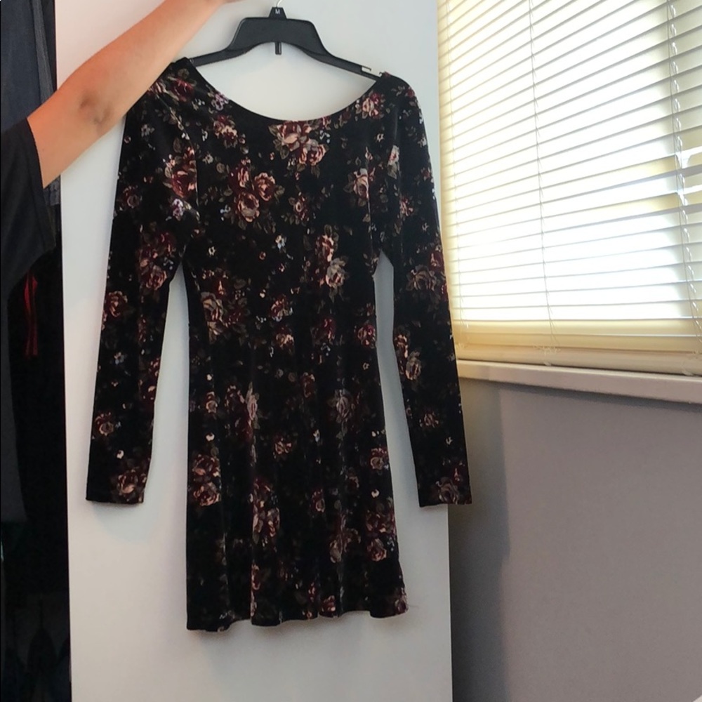 Long sleeve floral dress